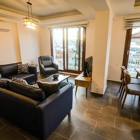 Holiday home Lovely With Amazing View And Shared Pool In