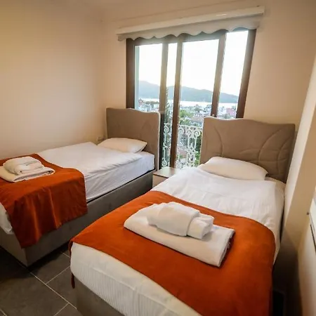 Lovely With Amazing View And Shared Pool In Prázdninový dům Fethiye